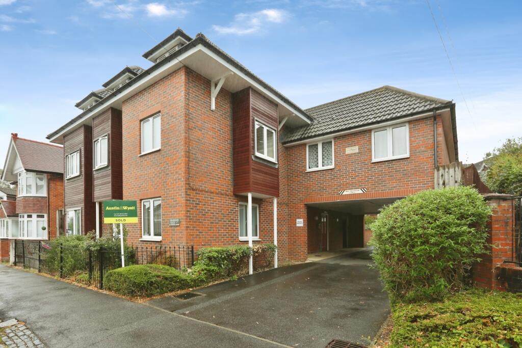 Main image of property: Richmond Gardens, SOUTHAMPTON, Hampshire, SO17