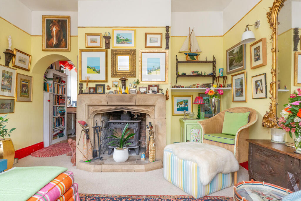 House in Templecombe, Abbas and Templecombe - More