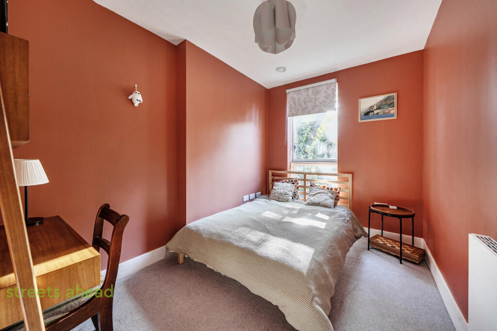 Apartment in London - View 4