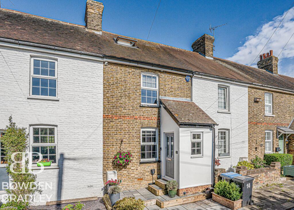 Main image of property: Aukingford Gardens, Ongar, CM5