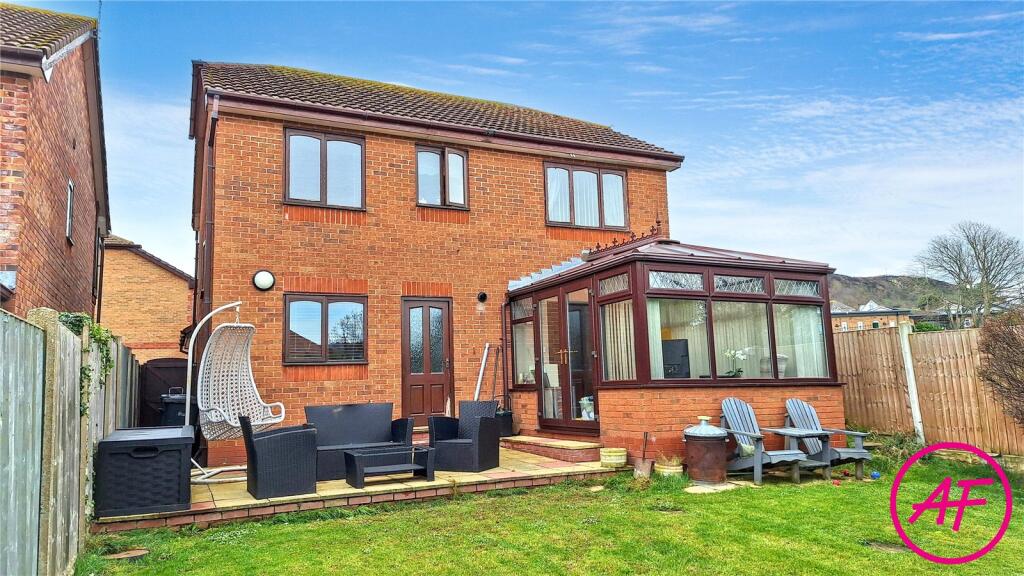 Harlech Road, Llandudno, Conwy, LL30 photo 2