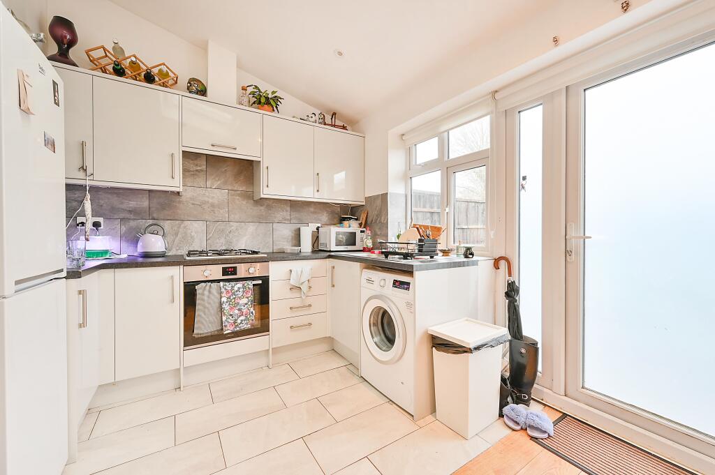 House in London - View 4