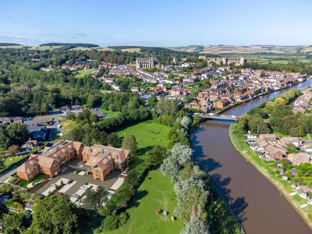 Main image of property: 3 Waters Edge Mews, Arundel