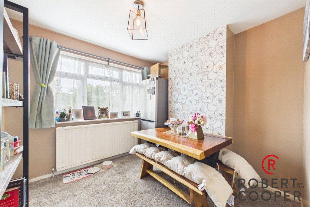 Castle Road, Northolt, UB5 photo 4