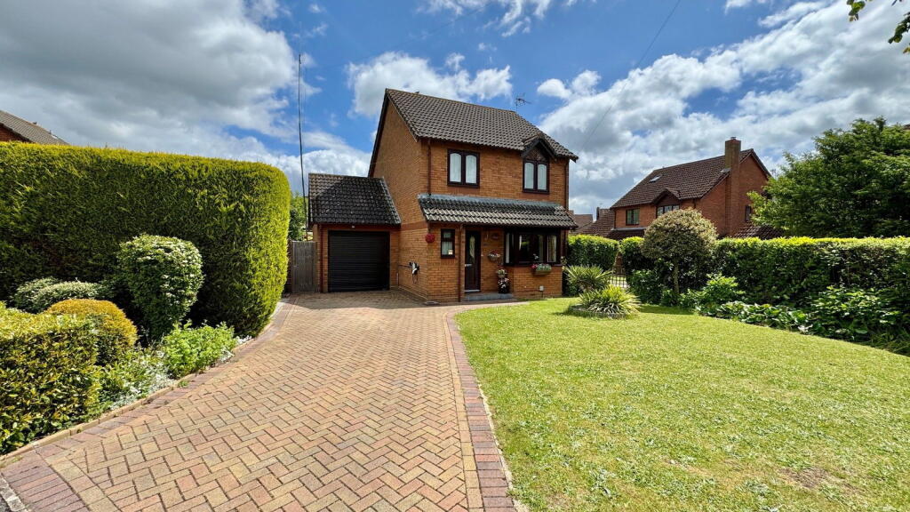 Main image of property: The Martins, Thatcham, RG19 4FD