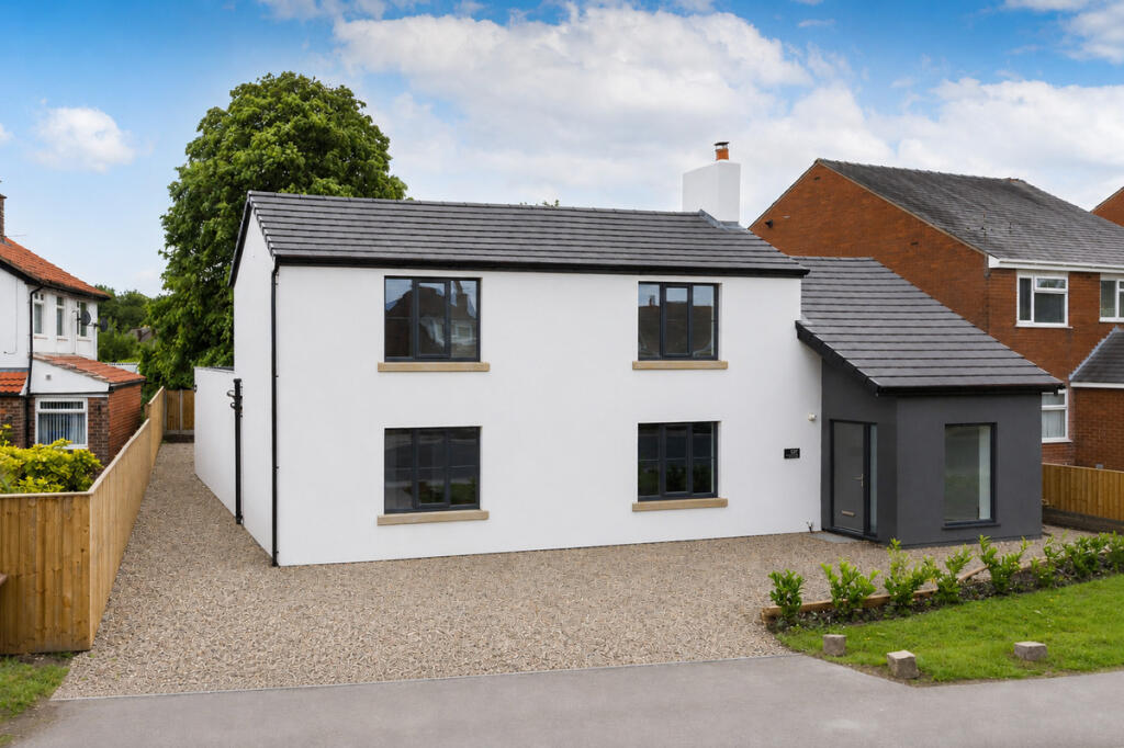 Main image of property: Cop Lane, Penwortham, PR1