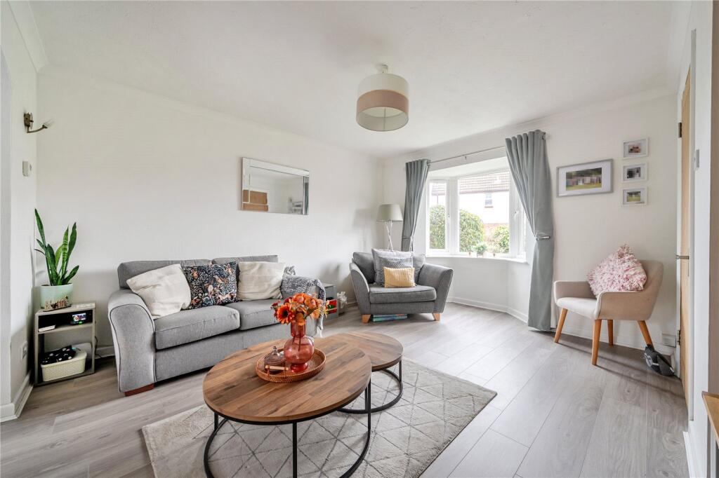 Acacia Avenue, Undy, Caldicot, Monmouthshire, NP26 photo 2