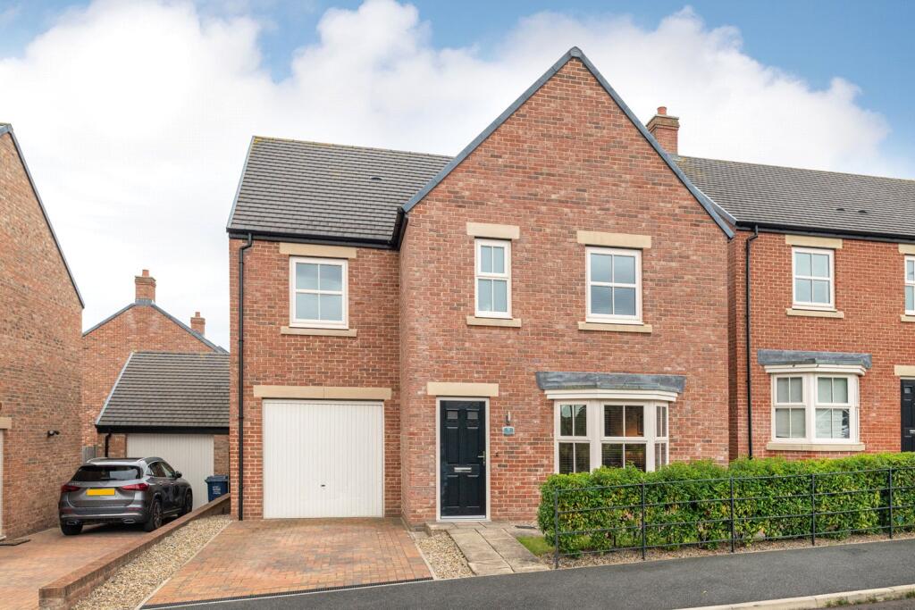 4-bed detached on Beech Crescent, Newcastle upon Tyne, Tyne and Wear, NE15, £350,000