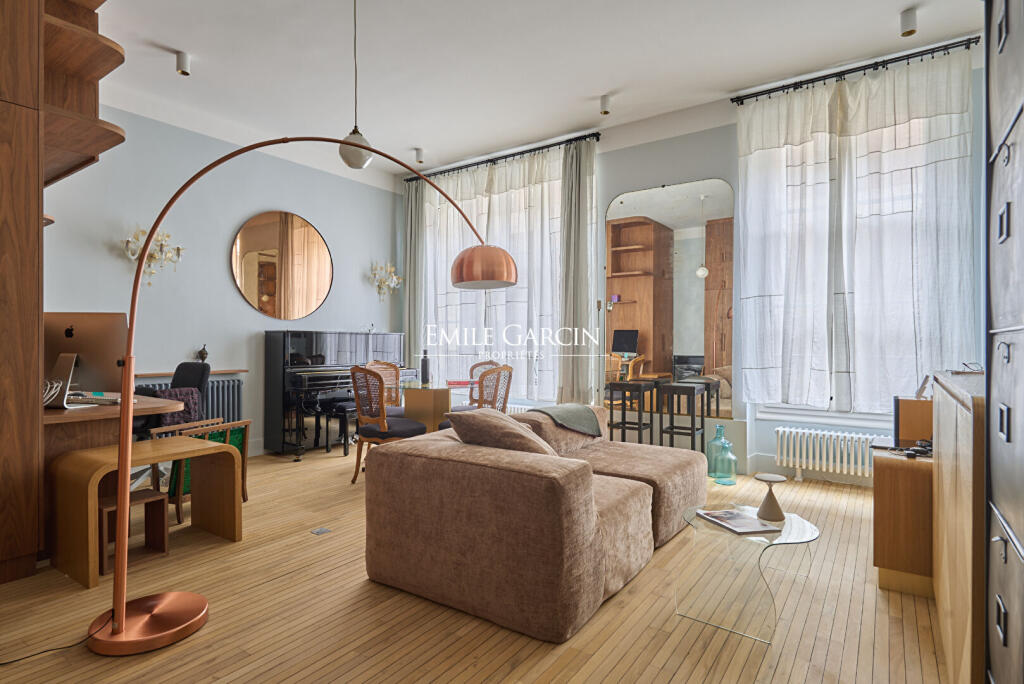 Main image of property: Paris-Isle of France, Paris, Paris 03