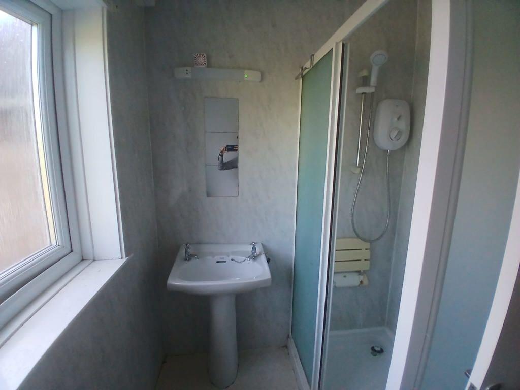 15 Hinckley Road, Burbage, Hinckley, Leicestershire, LE10 2AF photo 4