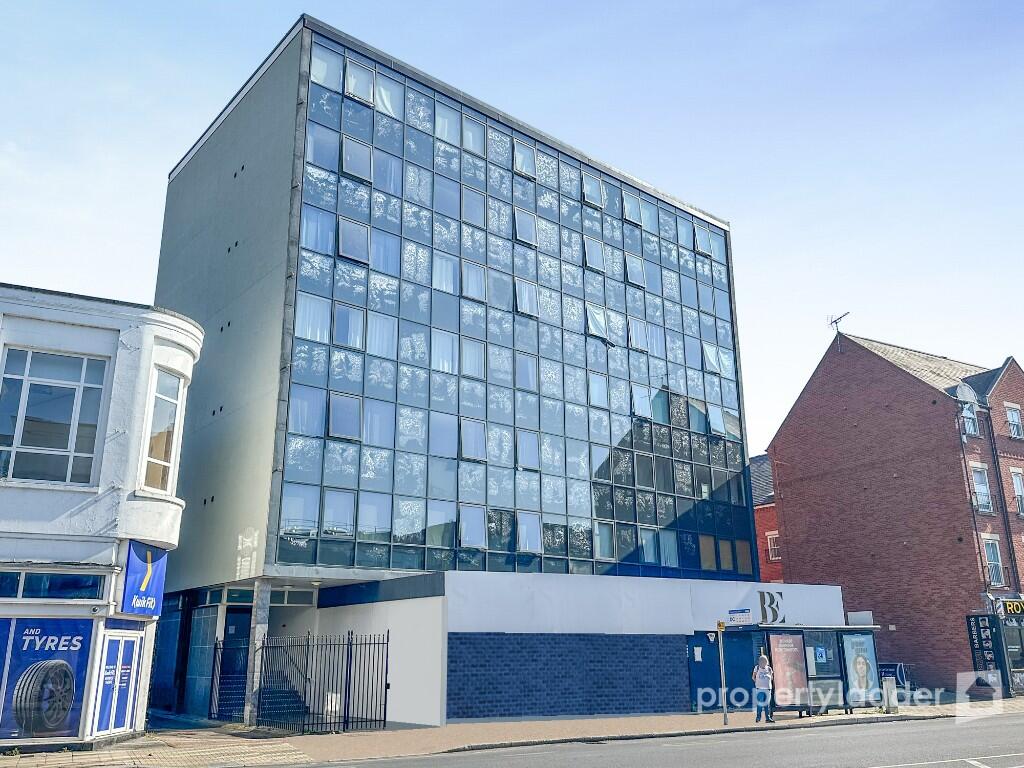 1-bed flat on Grosvenor House, Prince Of Wales Road, NR1, £150,000