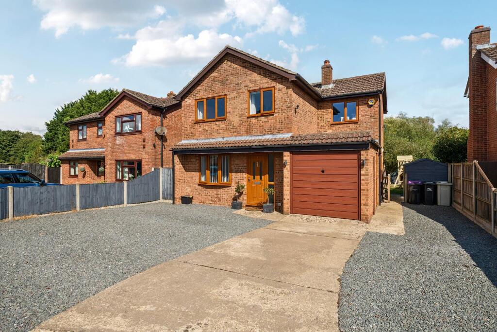 4-bed house on Finney Close, Coningsby, Lincoln, £285,000