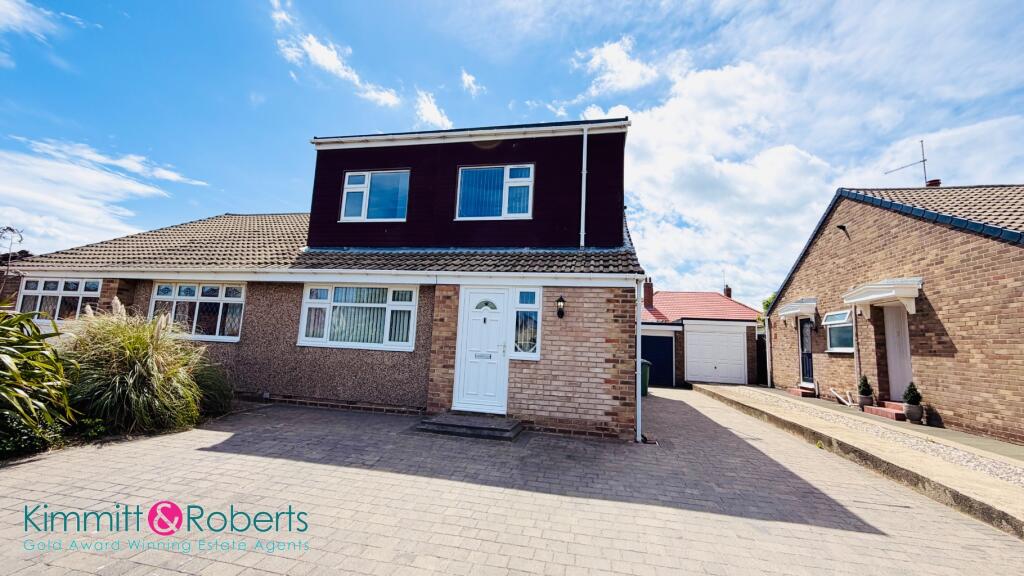 3-bed semi-detached on Dalden Grove, County Durham, SR7 7DH, £380,000