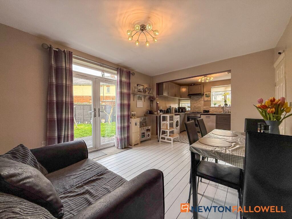 House in Newark and Sherwood, New Town, Newark - View 2