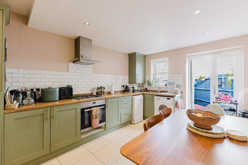 House in Watford, North Watford - View 2