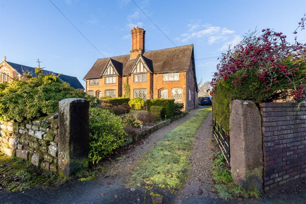 2-bed house on Huxley Lane, Tiverton, CW6, £385,000