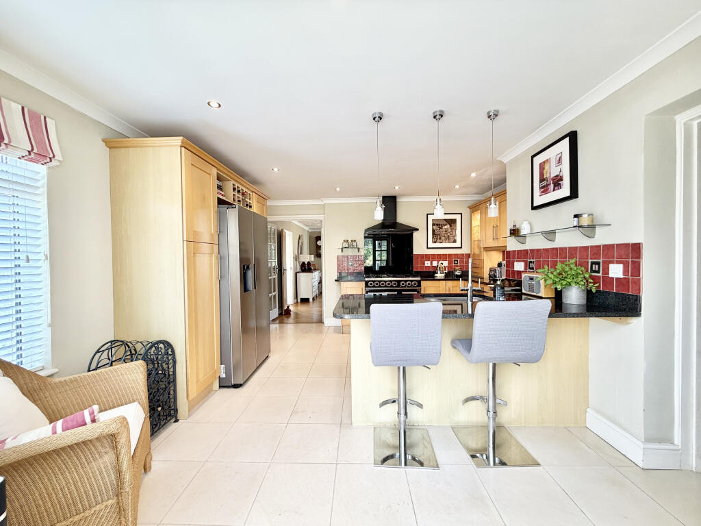 House in Taunton - View 5