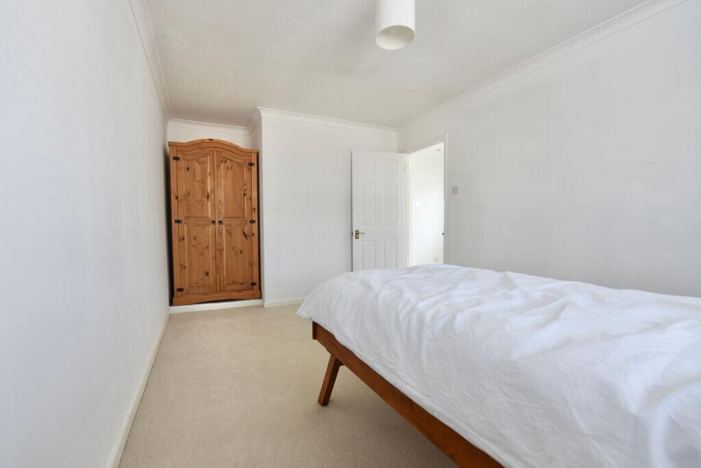House in Peterborough - View 5