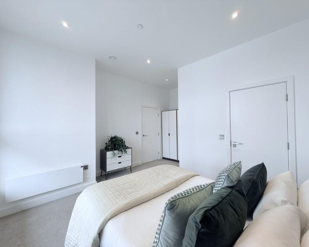 3 bedroom flat for rent