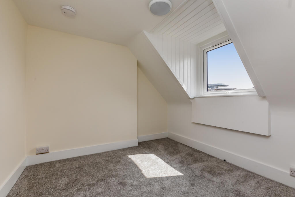 Apartment in Brighton - More