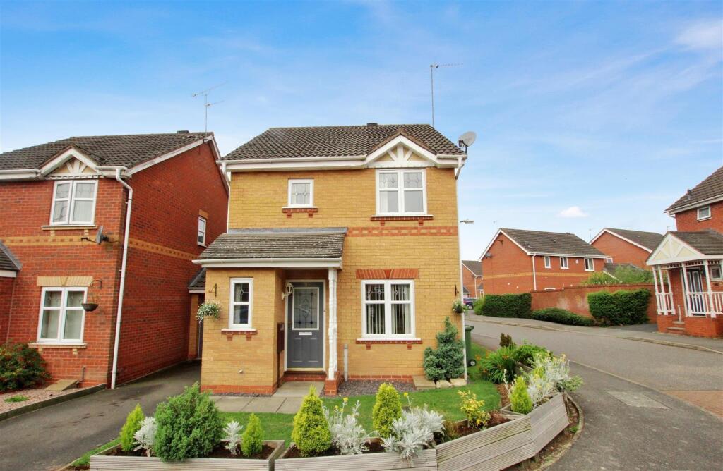 Main image of property: Marchwood Close, Redditch