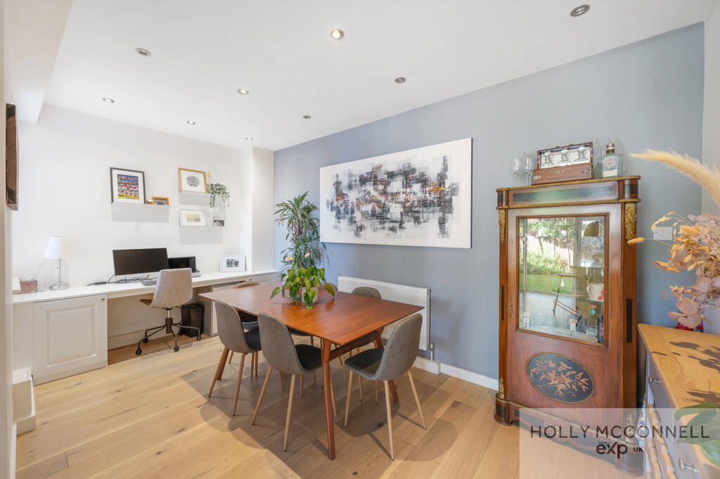 House in London, Bromley Park, Plaistow - View 4