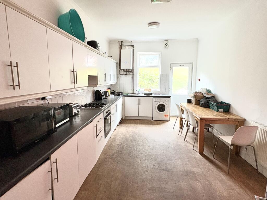 155 Burton Road, Derby DE23 6AB photo 3