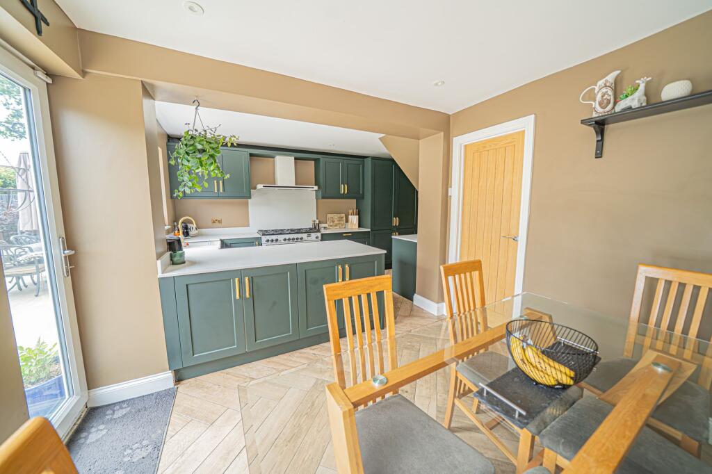 Loxley Avenue, Shirley, B90 - View 2