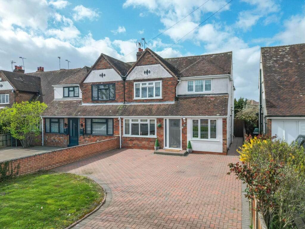 Main image of property: The Long Shoot, Nuneaton, CV11