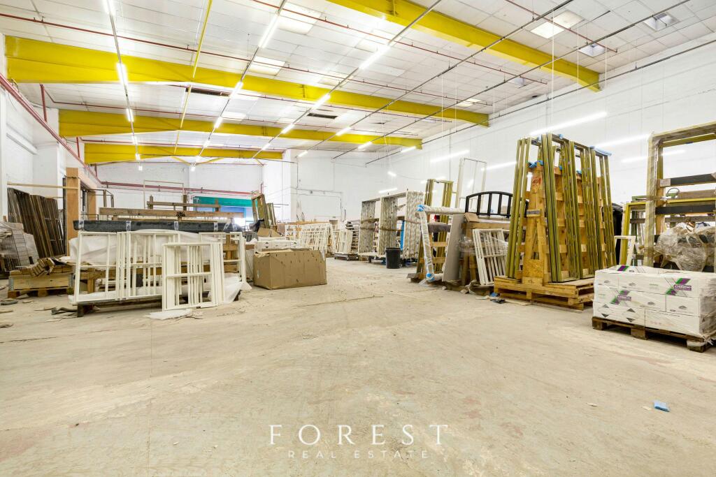 Forest_Real_EstateUnit_5_Meridian_Trading_Estate9.jpg