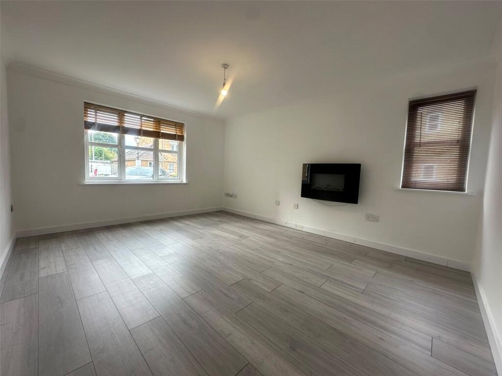Main image of property: Cannon Gate, Slough, SL2