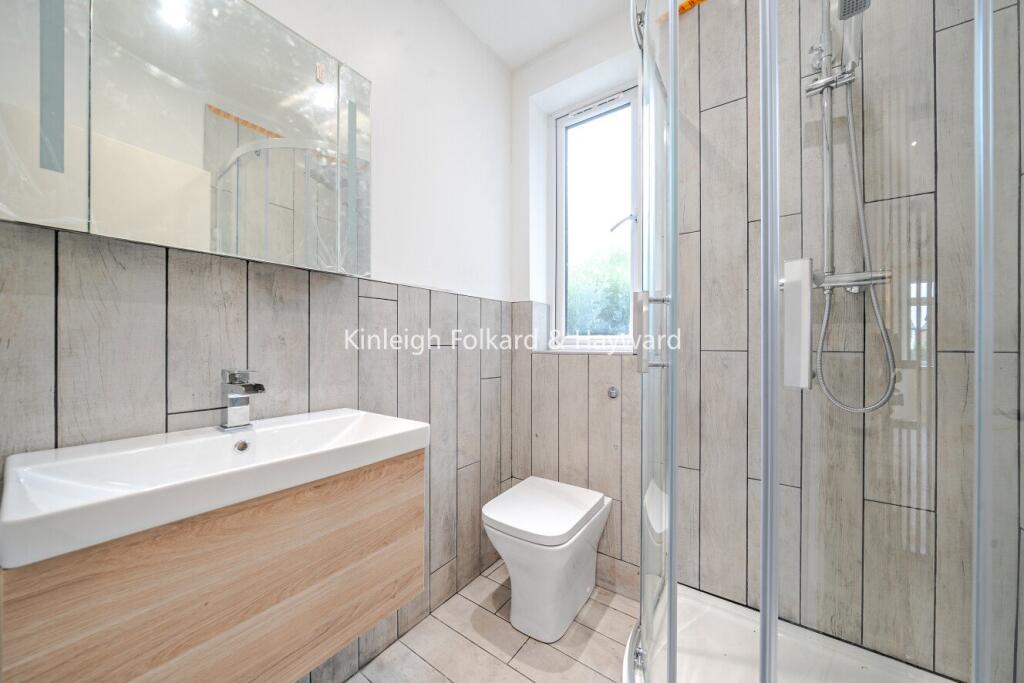 Apartment in London - View 2