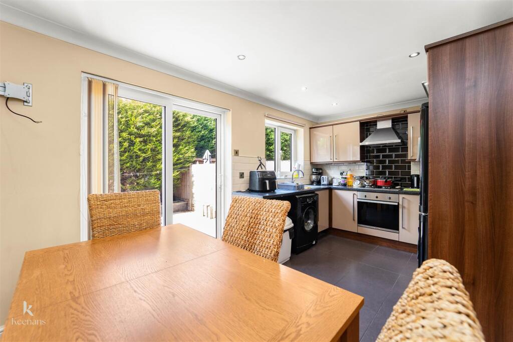 House in Hyndburn, Enfield