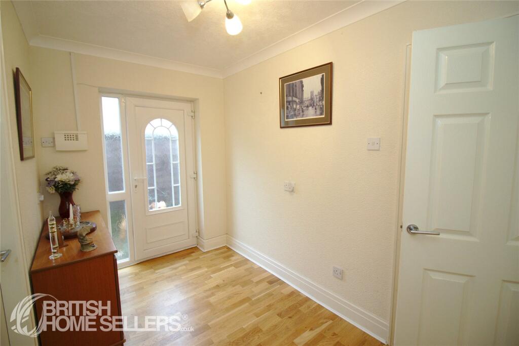 Green Drive, Thornton-Cleveleys, Lancashire, FY5 photo 2