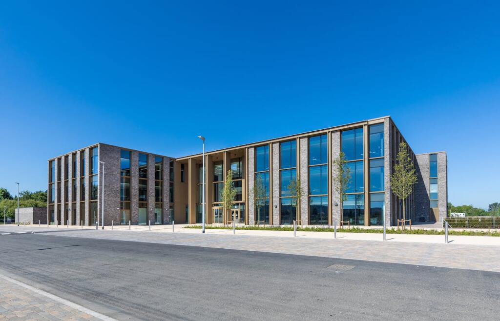 Main image of property: Kildean Business Park, Stirling, FK9 4UA