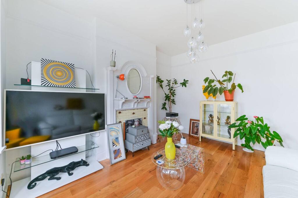 Main image of property: Dalmeny Avenue, Norbury, London, SW16