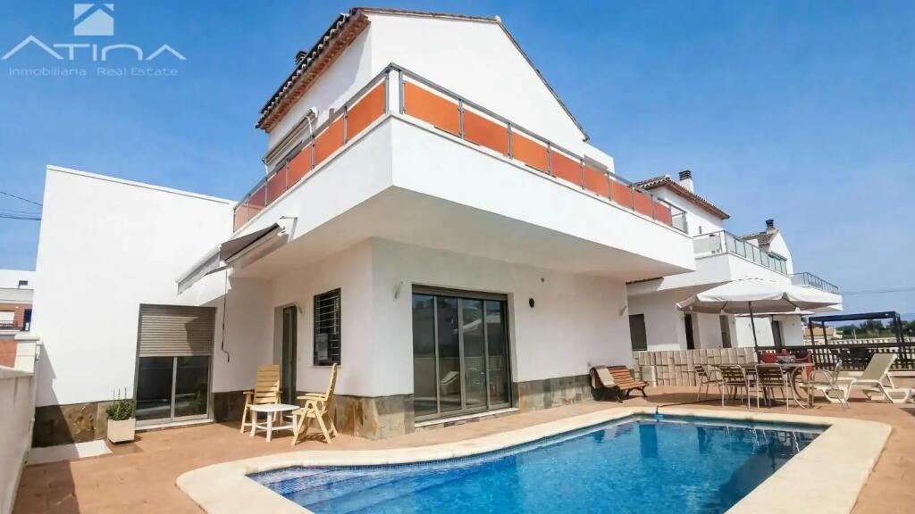 Main image of property: Valencia, Valencia, Oliva
