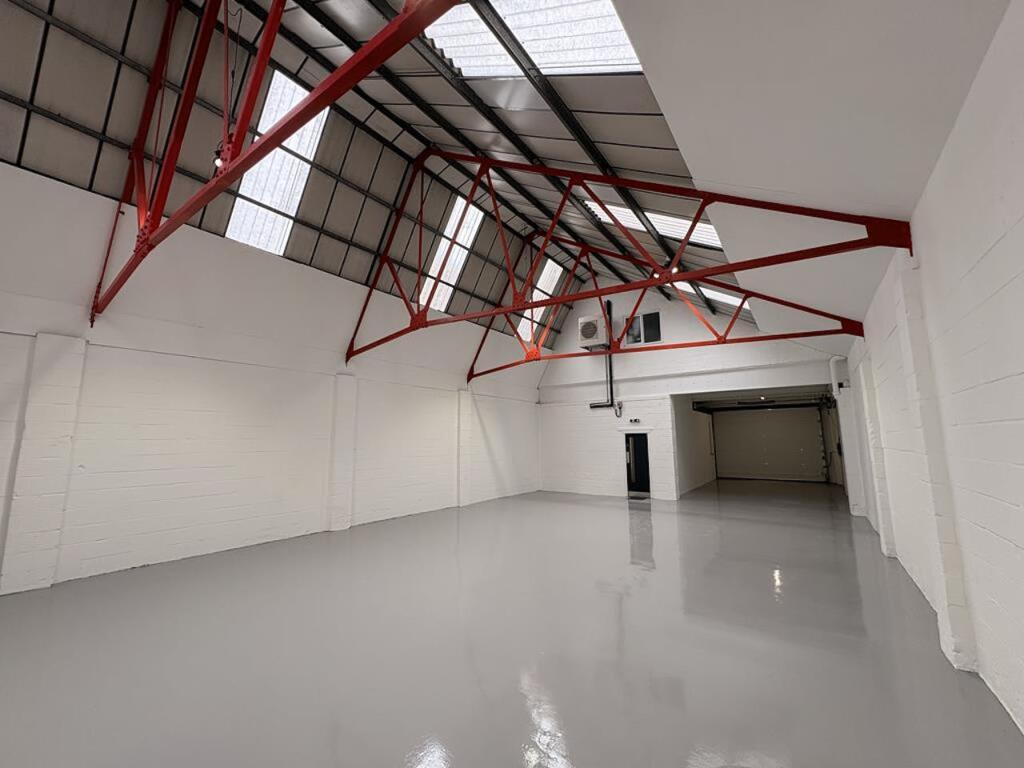 Unit 3 Acton Vale  6 Copy.jpg