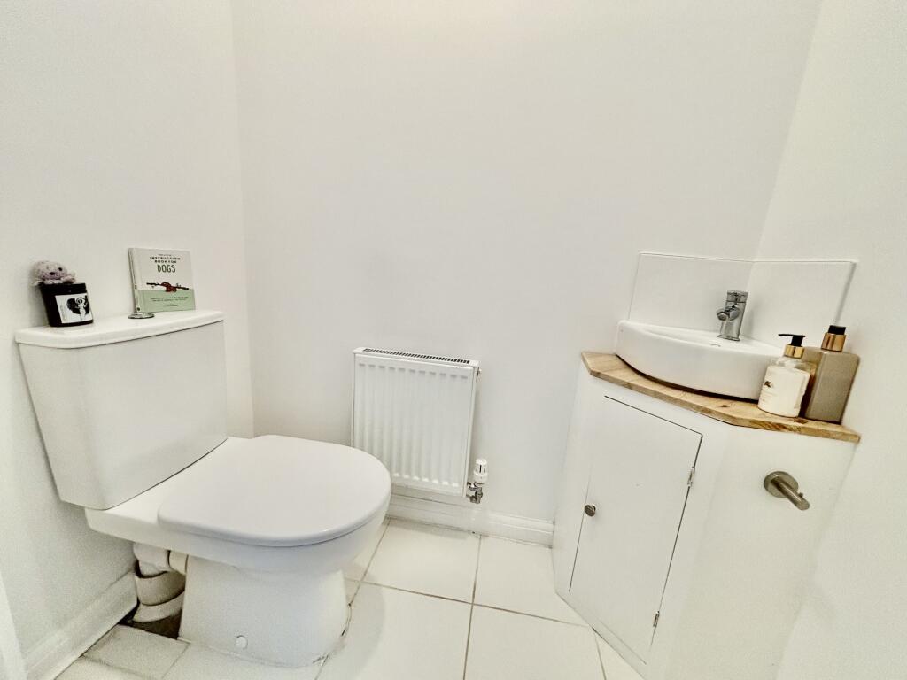 House in Portsmouth - View 5