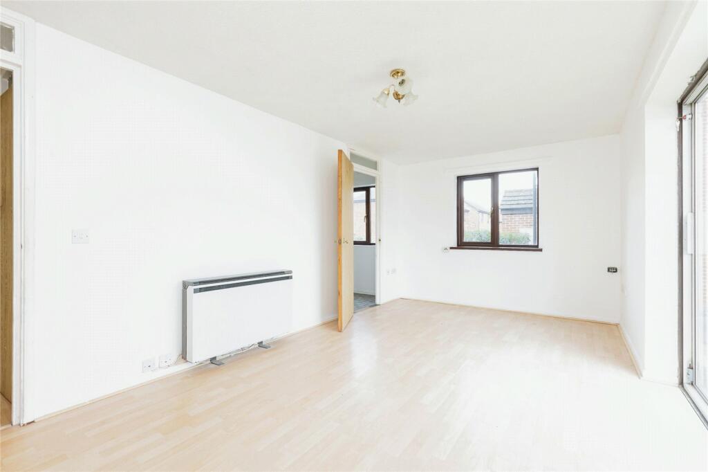 67, Townshend Close, Sidcup, DA14 photo 3