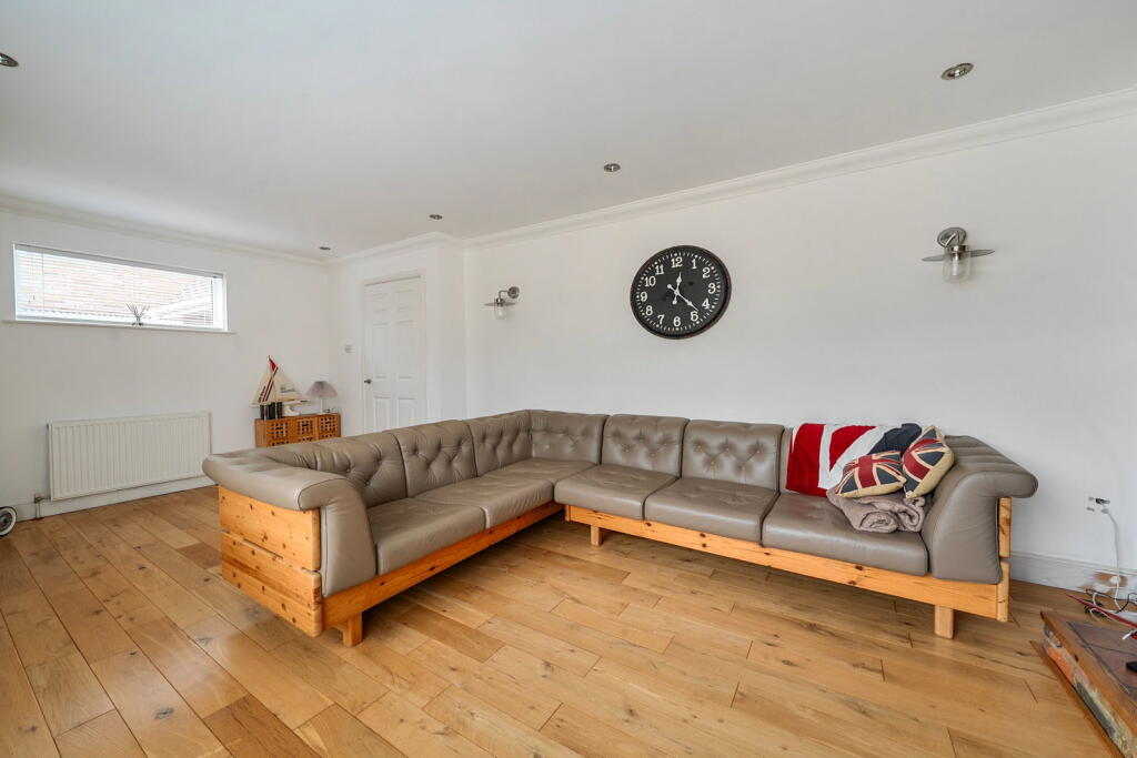 House in Reading - View 5