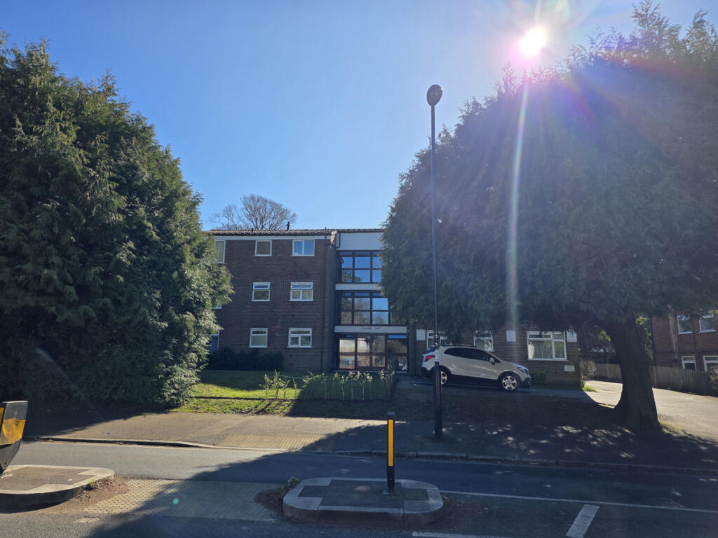 Main image of property: Haling Park Road, Croydon, CR2 6