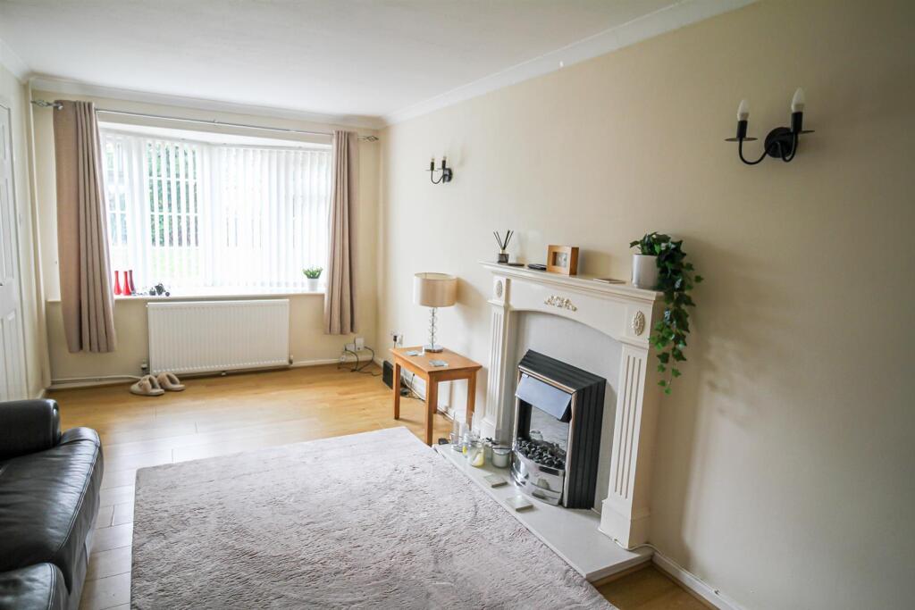 2 bedroom terraced house for rent in Spinningdale, Arnold, NG5 - View 5