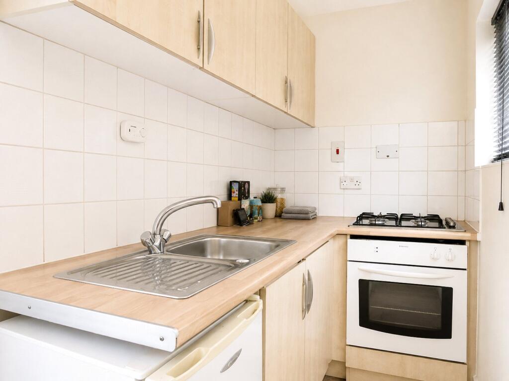 Apartment in London - View 3