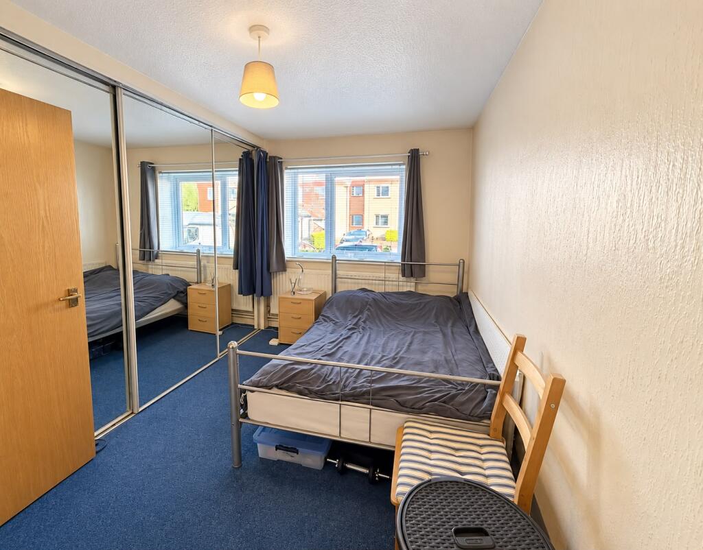 Apartment in Salford, Greater Manchester - View 4