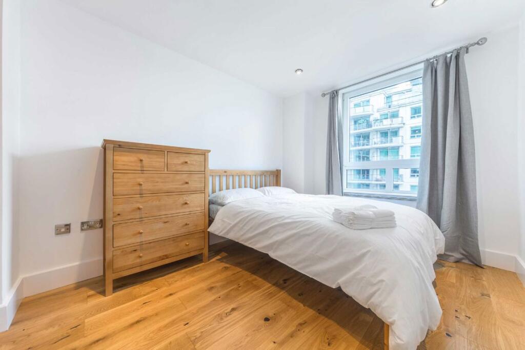 Apartment in London, Vauxhall - More