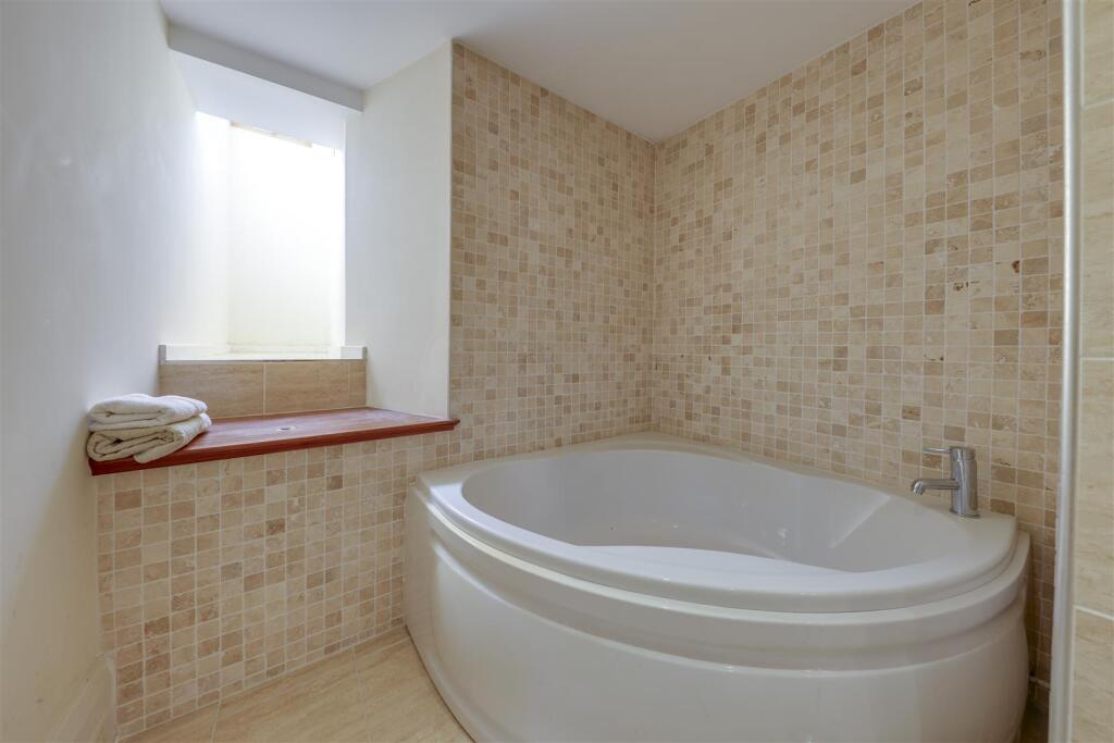 Additional image 25 of Lea Bank Hall, College Lane, Rawtenstall, Rossendale - Incredible, Spacious Apartment In Unique, Exclusive Gated Setting