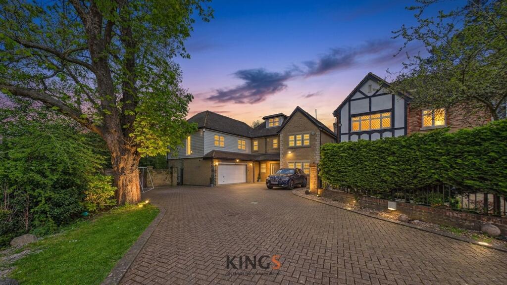 Main image of property: St. James Road, Goffs Oak, EN7