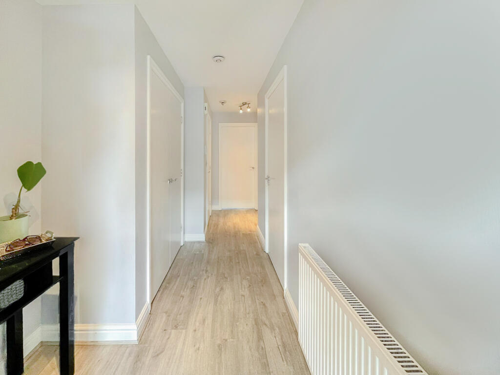 House in Wakefield - View 4