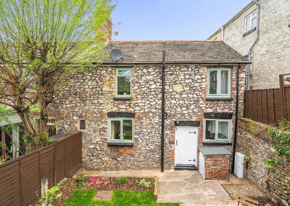 Main image of property: Rockwell Green, Wellington